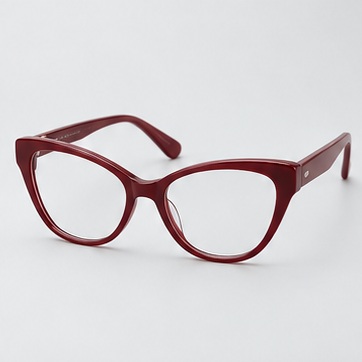 Pack Corporate Diamond Optique, lunettes et étui sur un bureau professionnel